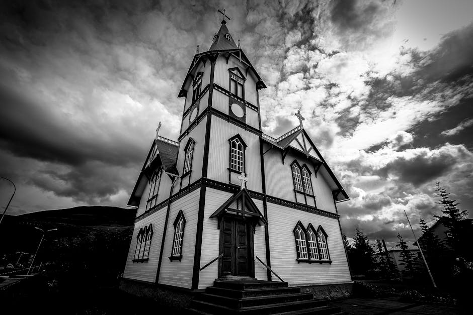Gothic architecture in Mount Pleasant churches