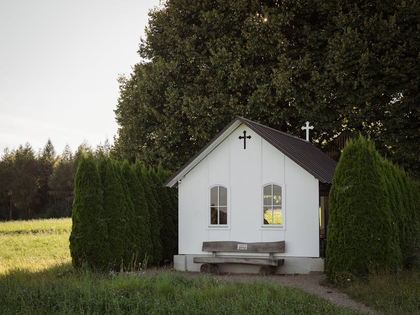 Small white building greenery